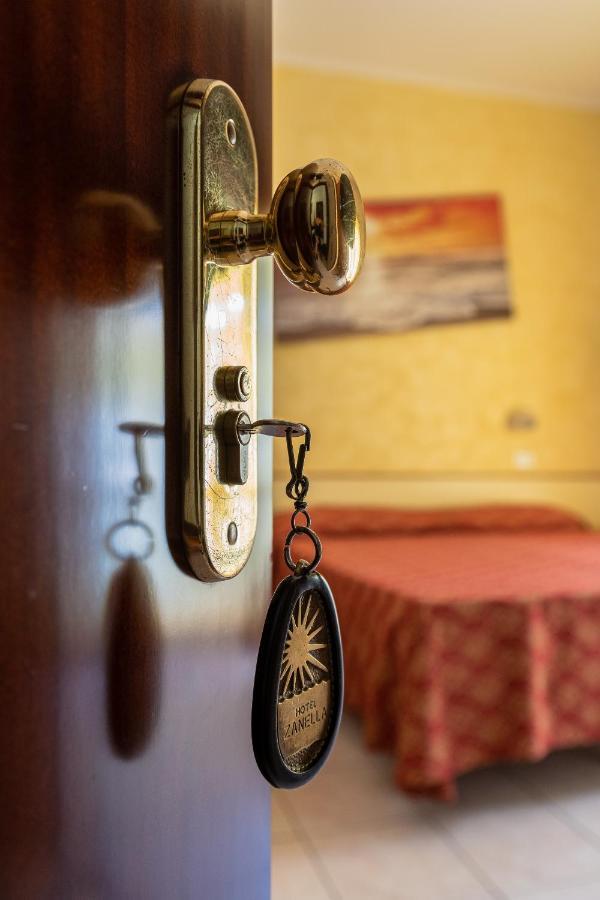 Hotel Zanella Червия Экстерьер фото