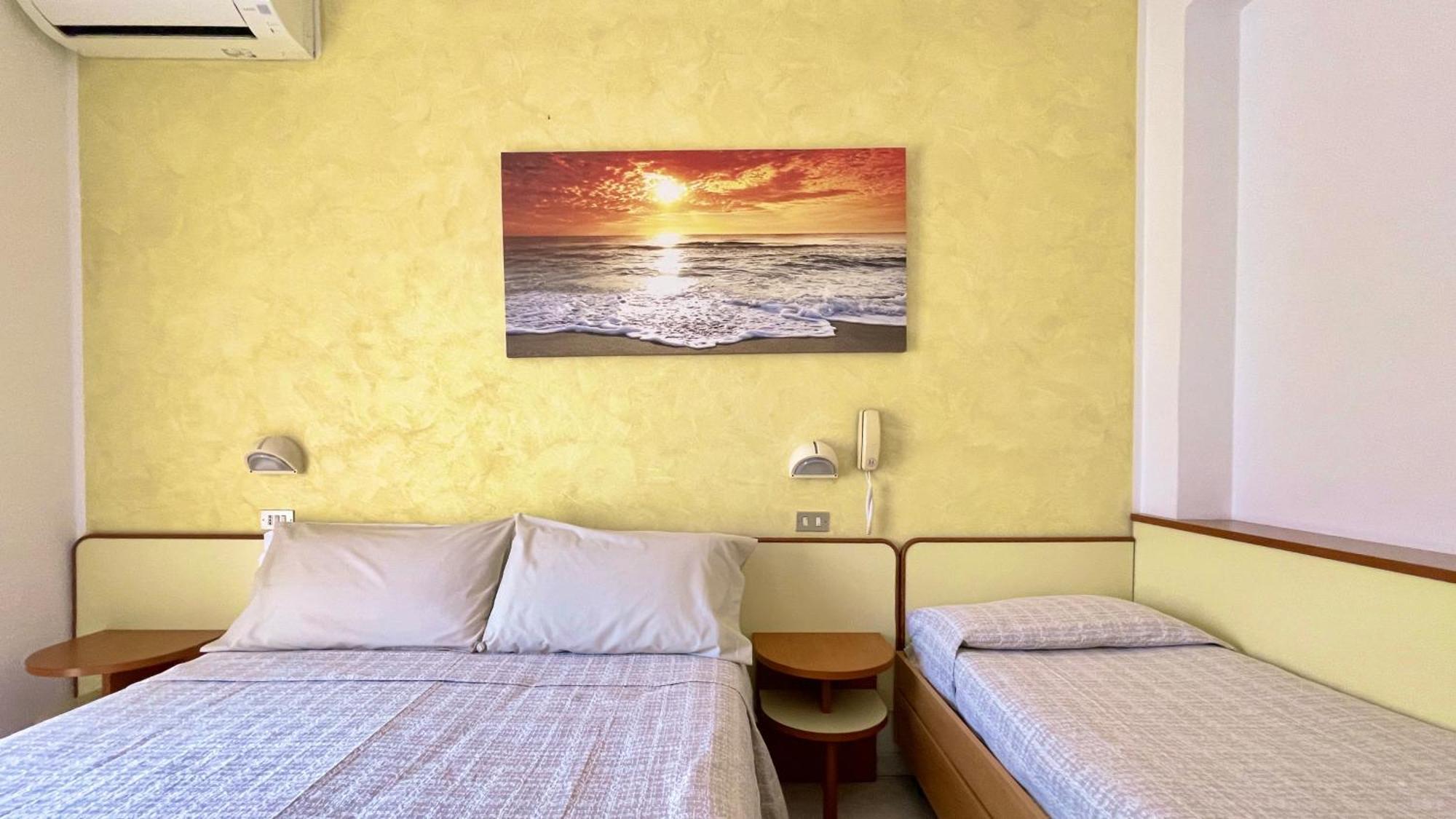 Hotel Zanella Червия Экстерьер фото