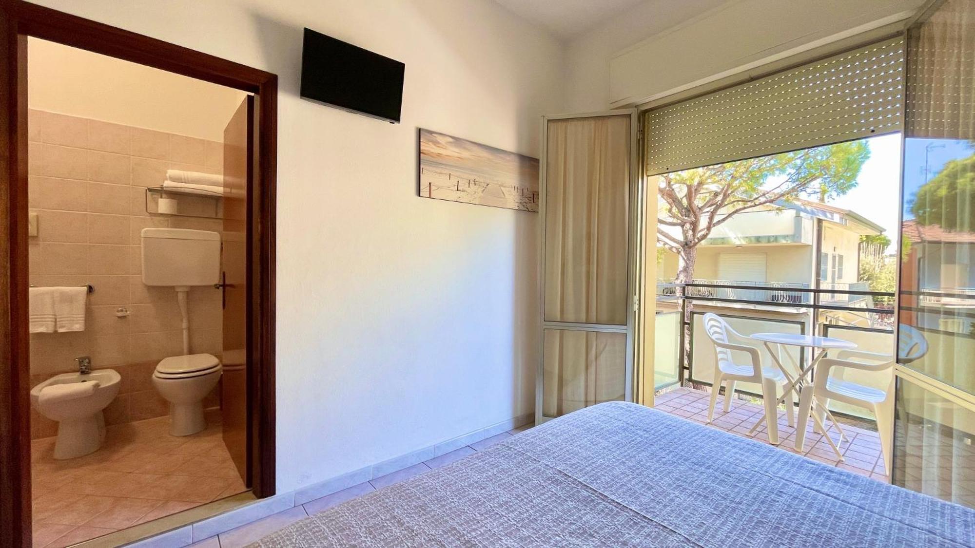Hotel Zanella Червия Экстерьер фото